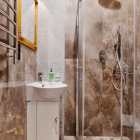 So Cosy Apt Near Main Railway Station In Downtown *