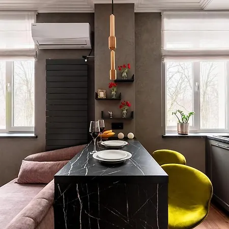 Daire So Cosy Apt Near Main Railway Station In Downtown Minsk